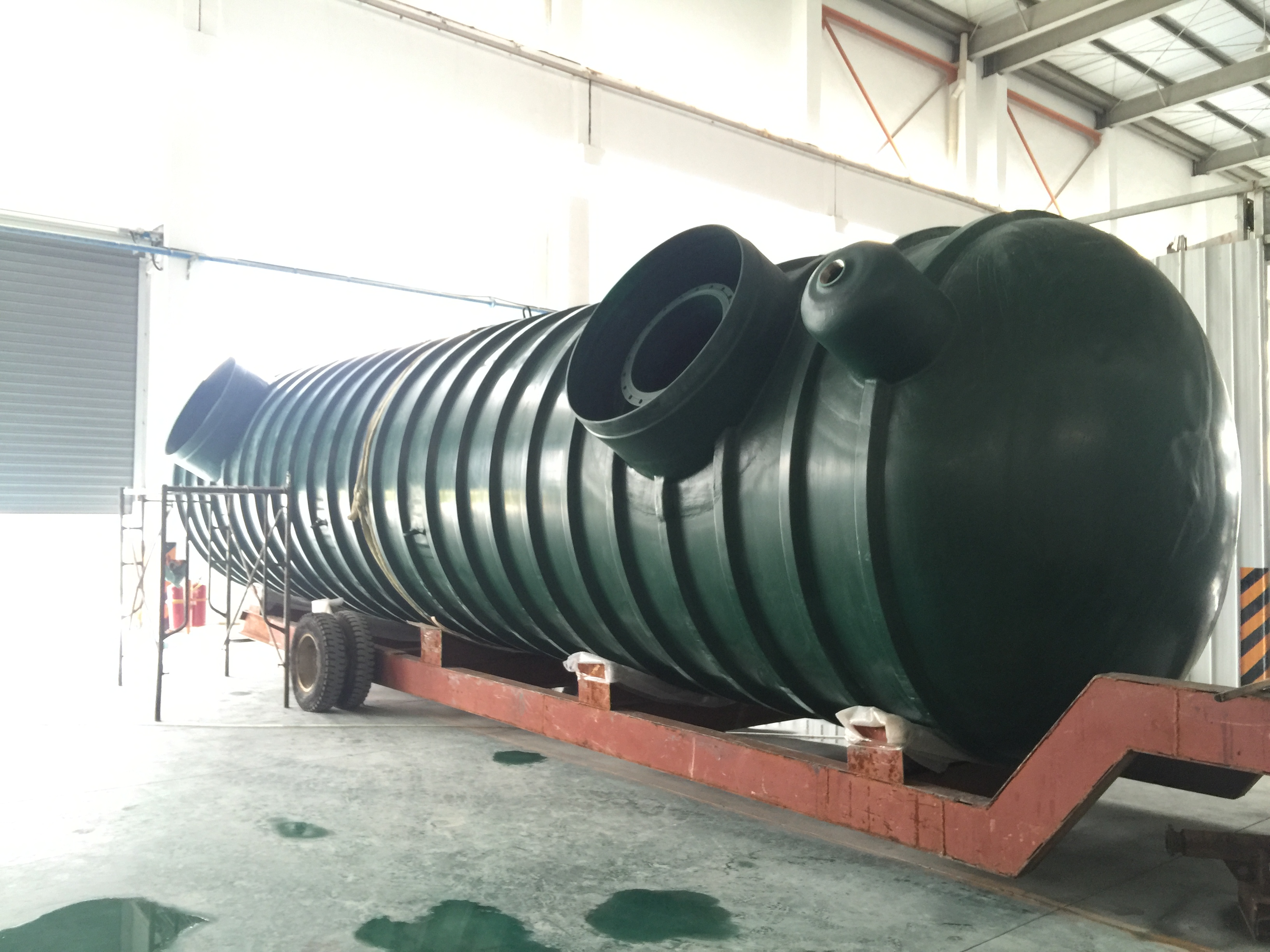 202409291456131727592973338124.jpg 雙層儲(chǔ)油罐.JPG